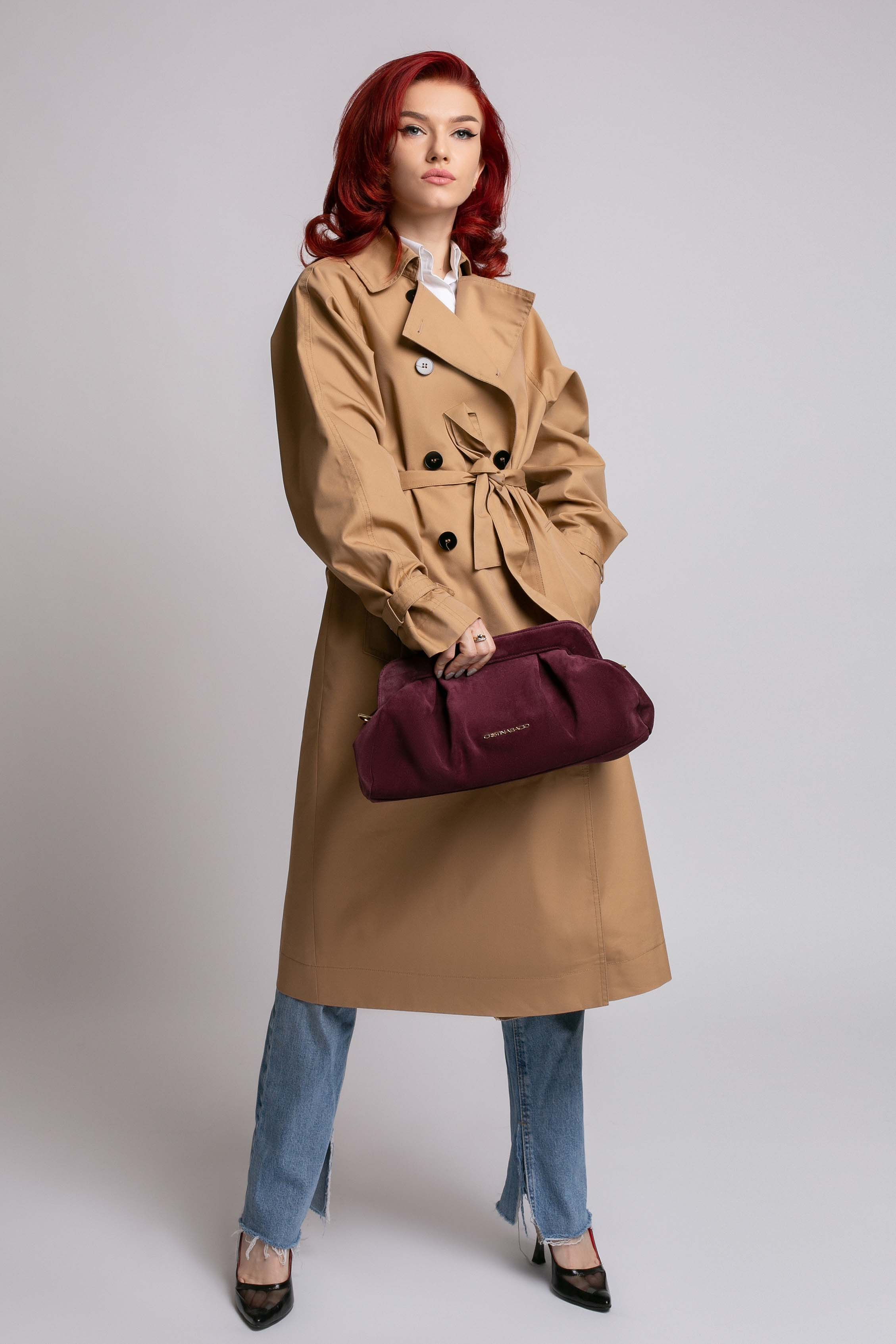 Iris * Burgundy Vintage Wine