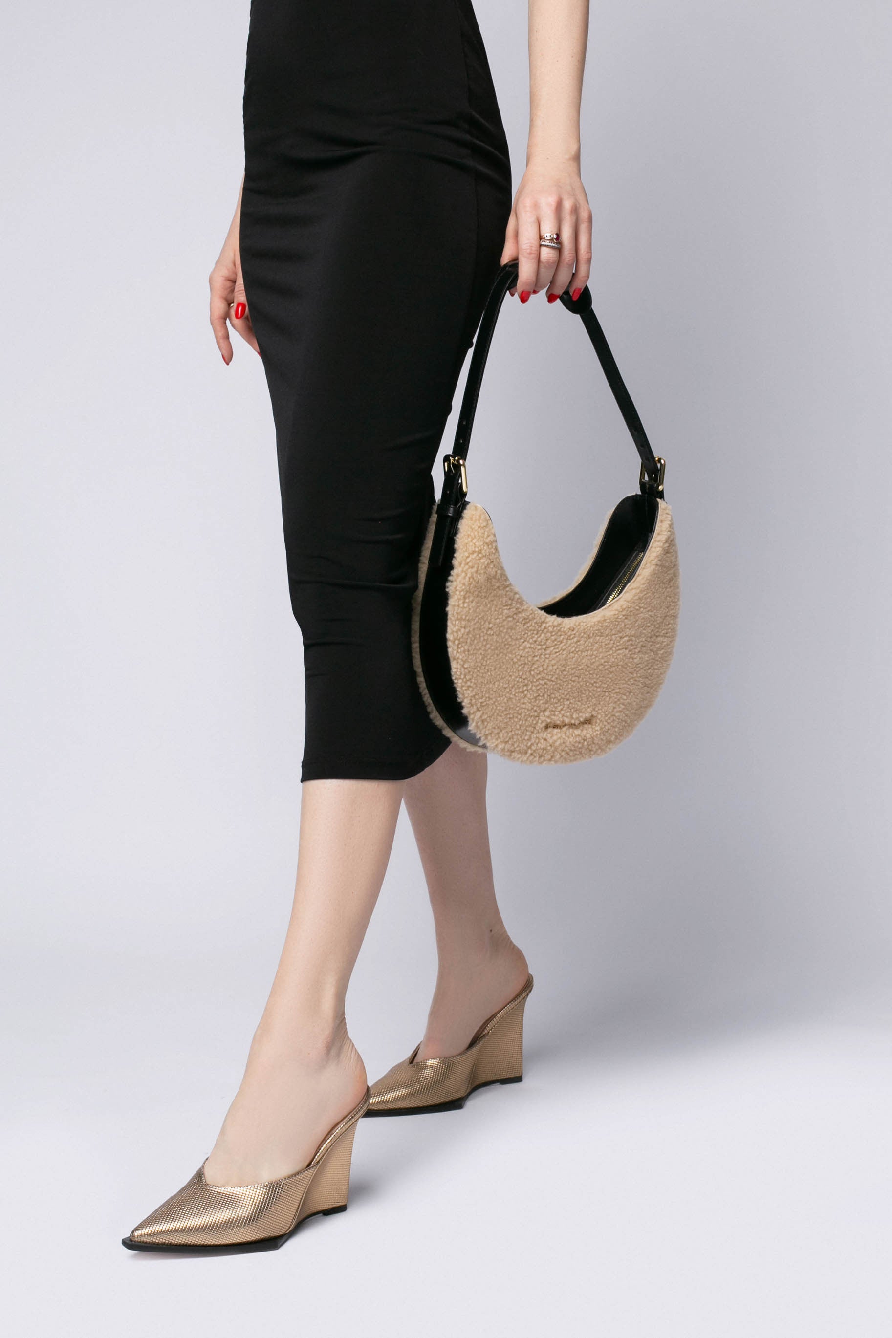 Semiluna * Fur Total Eclipse Black