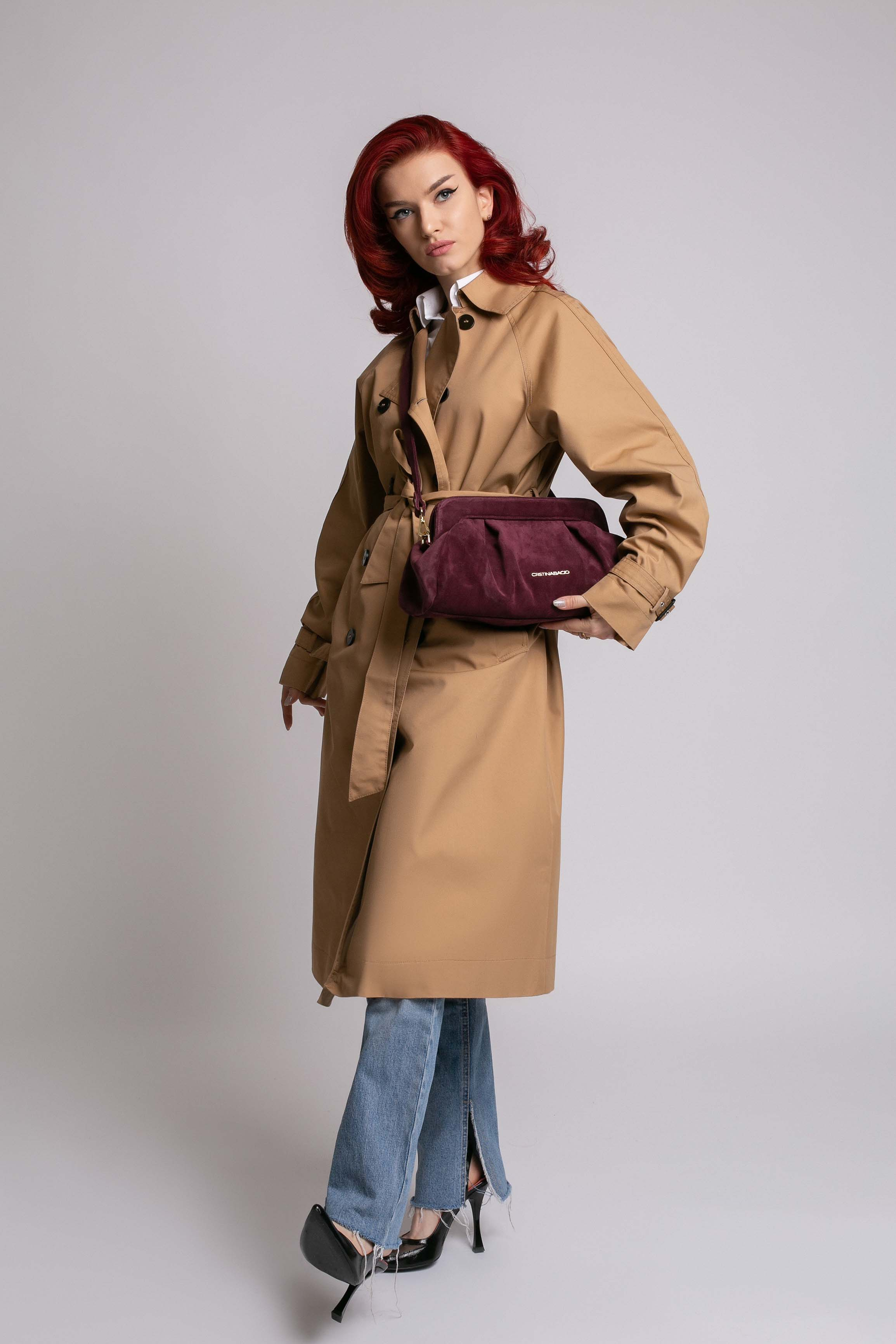 Iris * Burgundy Vintage Wine