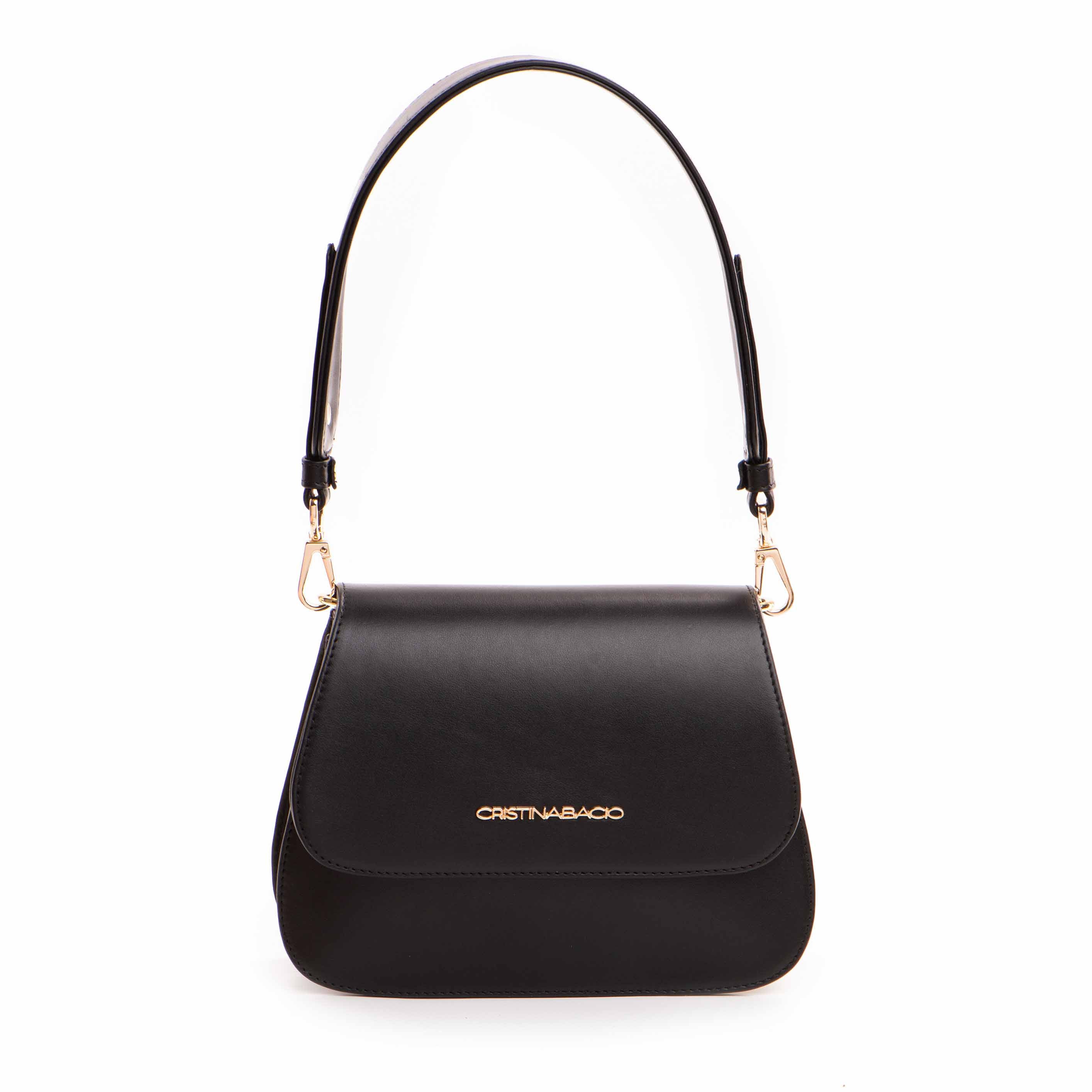 Capri * Total Black